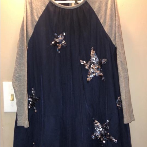 Mini Boden Other - Mini boden tulle sequin dress